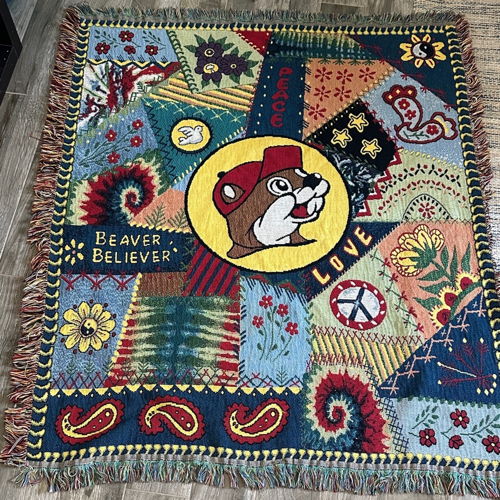 Buckey’s throw blanket 6’x5’
